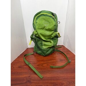 Osprey Daylite Backpack Green Yellow Hiking Travel Daypack Lightweight Bag EUC